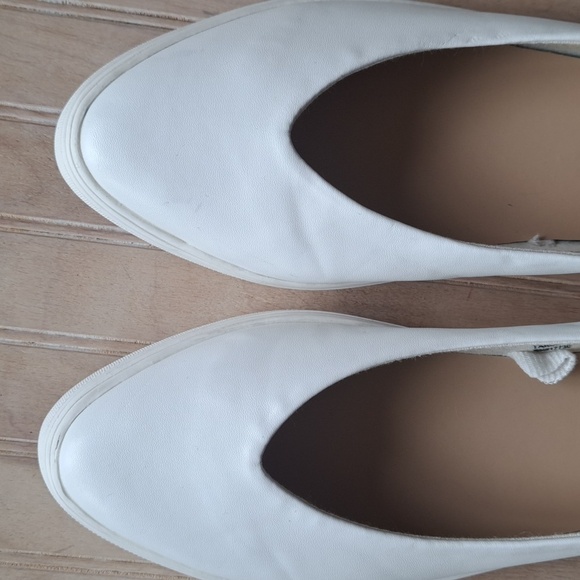 A New Day Faux Leather Elongating Slip On Cushion Insole Stylish Shoes - Picture 2 of 9